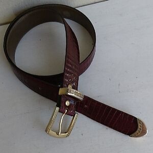 Elegant Burgundy Leather Belt Vintage Avanti Made In Italy